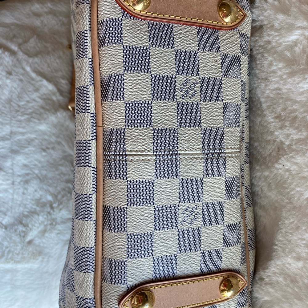 Louis Vuitton Azure Galleria PM - Picture 5 of 11